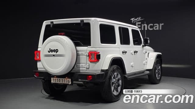Jeep Wrangler 2021 — Şəkil 2/20