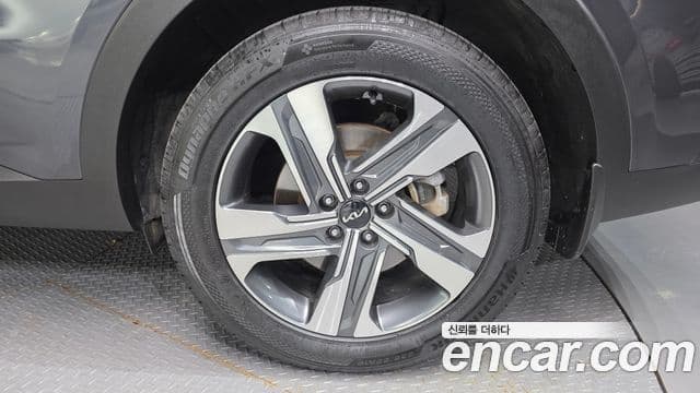 Kia Sorento 2023 — Şəkil 4/20