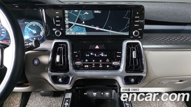 Kia Sorento 2023 — Şəkil 15/20