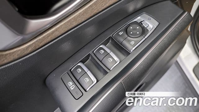 Kia Sorento 2020 — ფოტო 14/20