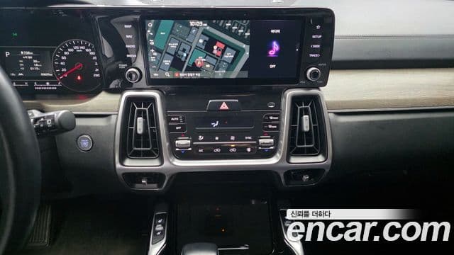 Kia Sorento 2020 — ფოტო 19/20
