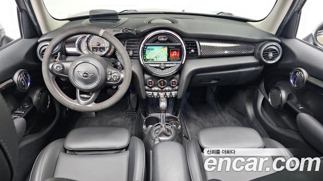 Mini Cooper S 2018 — Фото 7/20