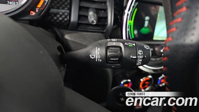 Mini Cooper S 2018 — Фото 18/20