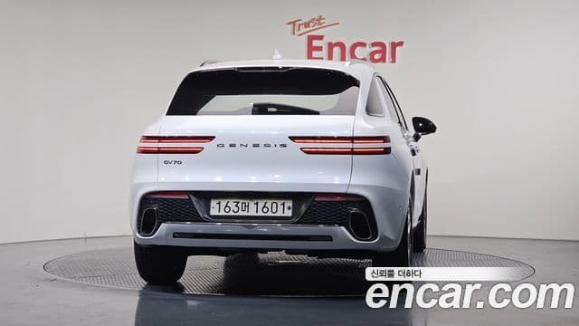 Genesis GV70 2023 — Şəkil 3/20