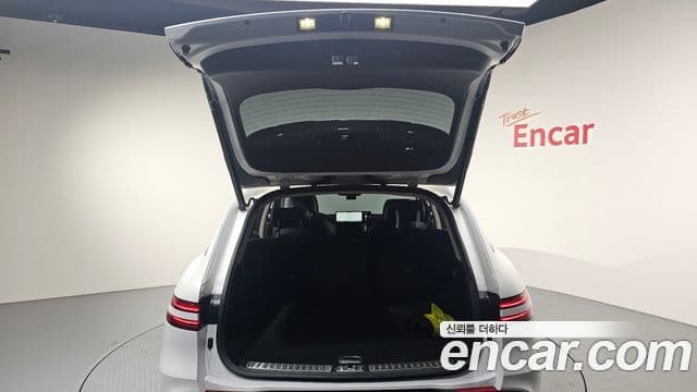 Genesis GV70 2023 — Şəkil 20/20