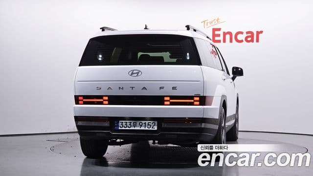 Hyundai Santa Fe 2023 — Şəkil 16/20