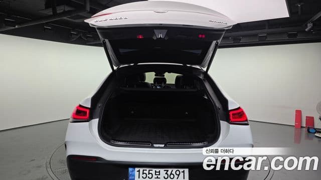 Mercedes-Benz GLE-Class 2022 — ფოტო 20/20
