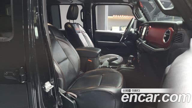 Jeep Wrangler 2021 — ფოტო 11/20