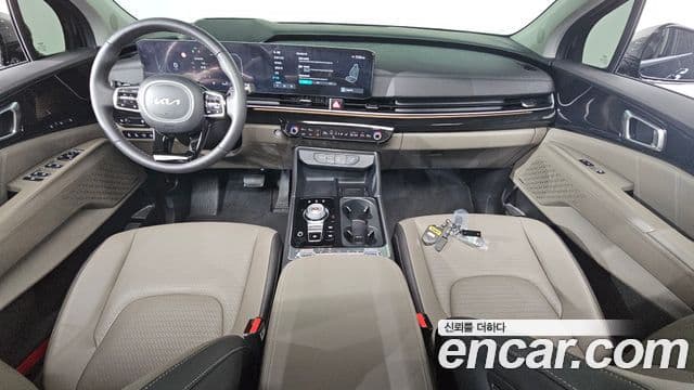 Kia Carnival 2023 — Фото 7/20