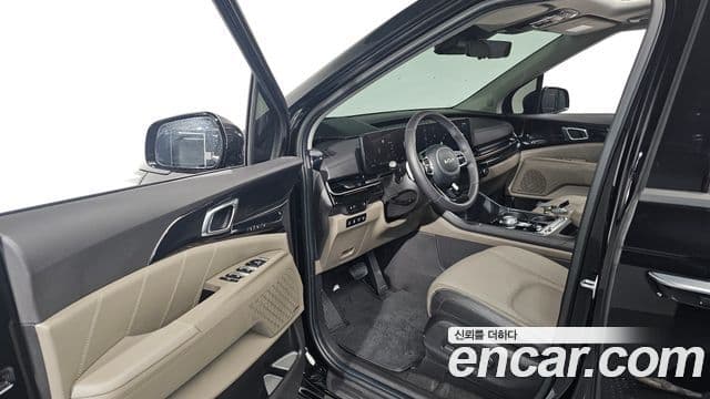 Kia Carnival 2023 — Фото 10/20