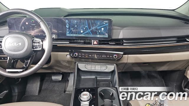 Kia Carnival 2023 — Фото 14/20