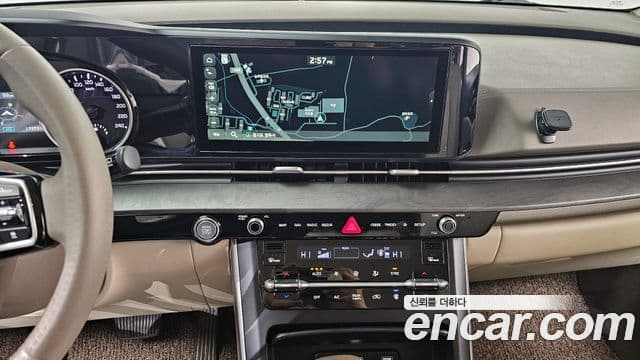 Kia Carnival 2021 — Şəkil 14/20