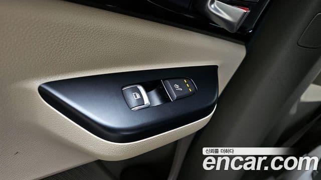 Kia Carnival 2021 — Şəkil 19/20