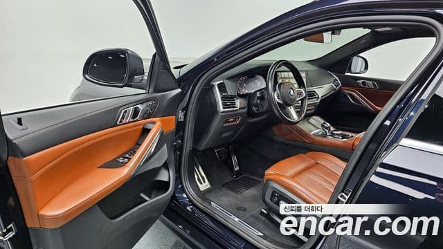 BMW X6 2021 — Photo 14/37
