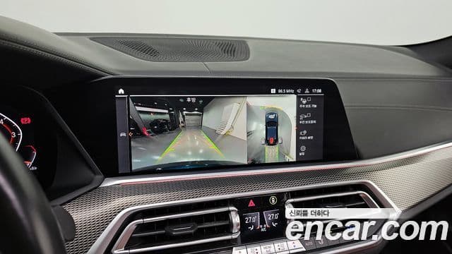 BMW X6 2021 — Photo 15/37