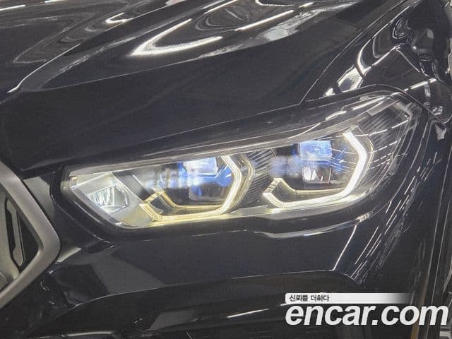 BMW X6 2021 — Photo 26/37