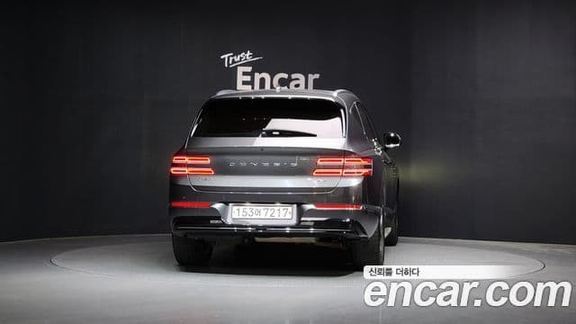 Genesis GV80 2020 — ფოტო 4/20