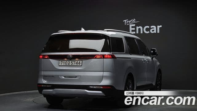 Kia Carnival 2021 — Şəkil 2/20