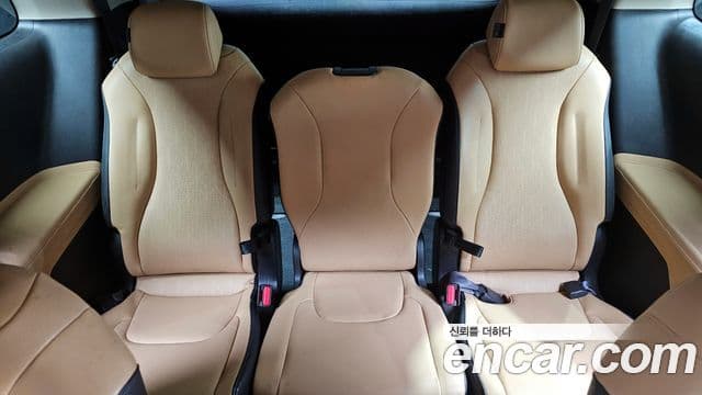 Kia Carnival 2021 — Şəkil 12/20