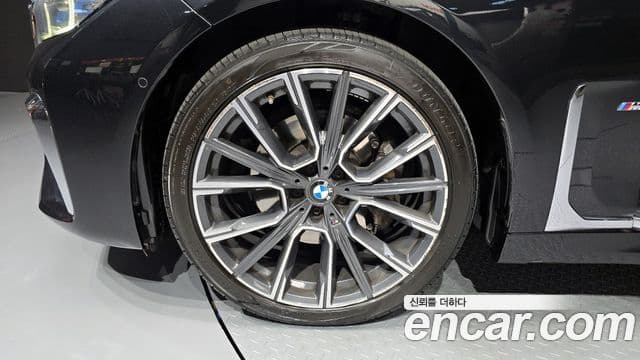 BMW 7 Series 2020 — Şəkil 11/20
