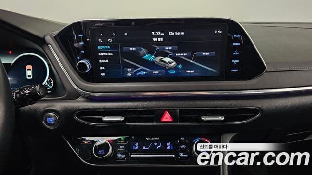 Hyundai Sonata 2022 — ფოტო 15/20