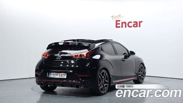 Hyundai Veloster 2021 — Photo 5/20