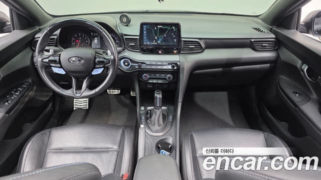 Hyundai Veloster 2021 — Photo 19/20