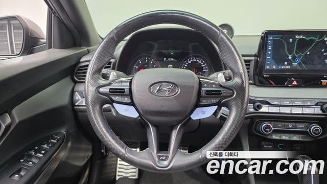 Hyundai Veloster 2021 — Photo 12/20