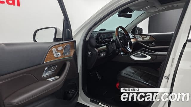 Mercedes-Benz GLS-Class 2021 — Фото 12/20