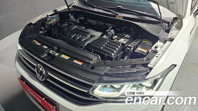 Volkswagen Tiguan Allspace 2023 — Photo 5/20