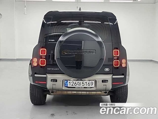 Land Rover Defender 2021 — Şəkil 14/17