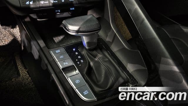 Hyundai The New Avante Hybrid 2022 — ფოტო 14/20