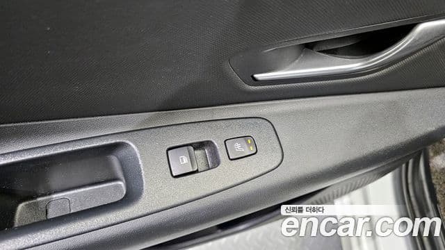 Hyundai The New Avante Hybrid 2022 — ფოტო 11/20