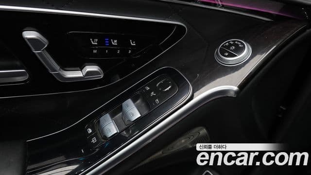 Mercedes-Benz S-Class 2022 — ფოტო 17/20