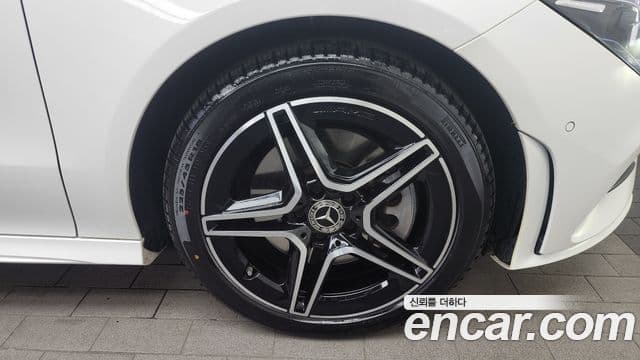 Mercedes-Benz CLA-Class 2022 — Şəkil 5/20