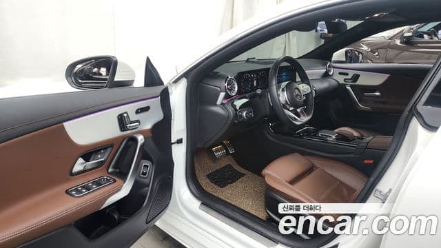 Mercedes-Benz CLA-Class 2022 — Şəkil 10/20