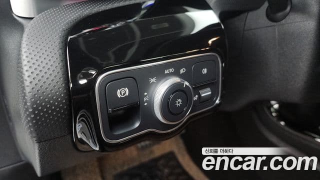 Mercedes-Benz CLA-Class 2022 — Şəkil 19/20