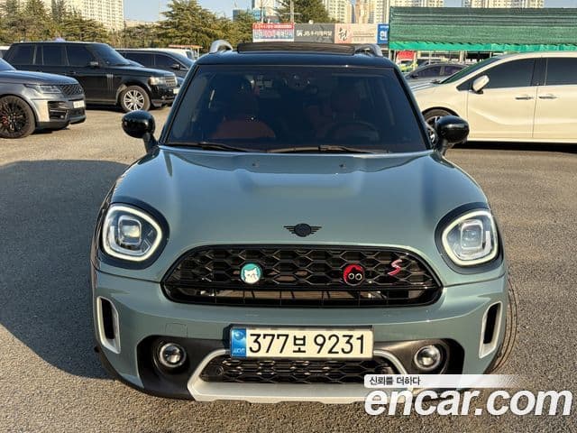 Mini Cooper S Countryman 2022 — Фото 1/20