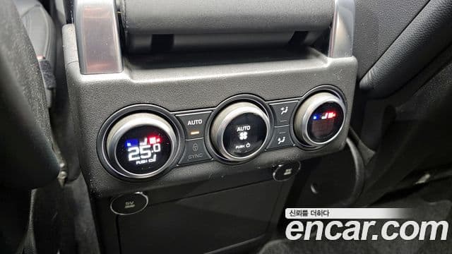 Land Rover Discovery 5 2018 — Şəkil 1/20