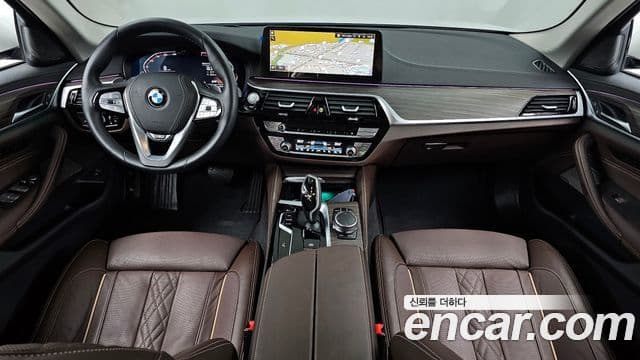 BMW 5 Series 2023 — Şəkil 7/20
