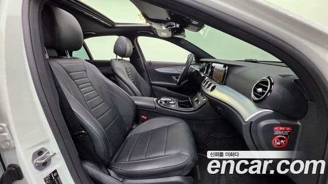 Mercedes-Benz E-Class 2020 — Şəkil 10/20
