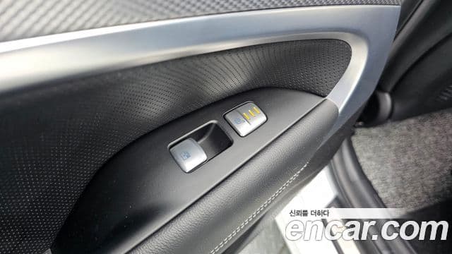 Genesis G70 2022 — Photo 10/20