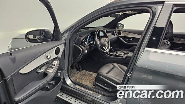 Mercedes-Benz GLC-Class 2020 — Şəkil 11/20
