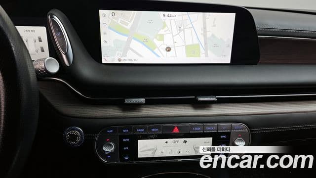 Genesis G90 2023 — Şəkil 18/20