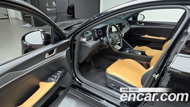 Kia K5 2022 — ფოტო 11/20