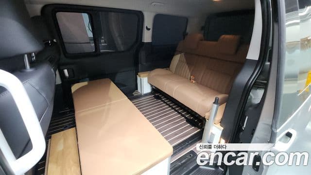 Hyundai Staria 2025 — ფოტო 12/20