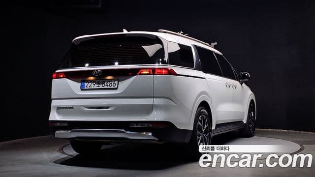 Kia Carnival 2021 — Şəkil 2/20
