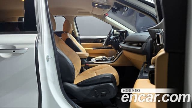 Kia Carnival 2021 — Şəkil 10/20