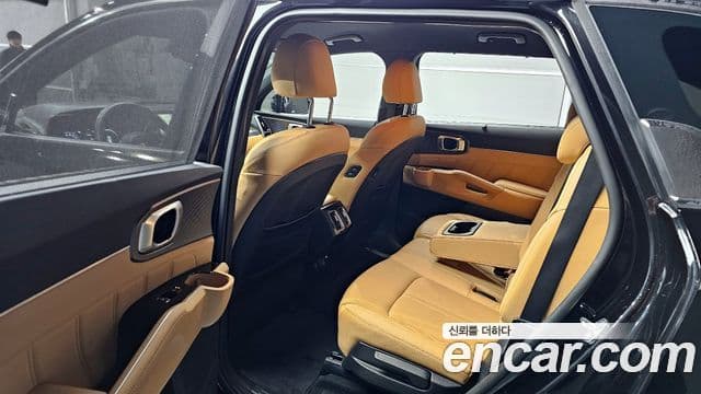 Kia Sorento 2021 — ფოტო 11/20