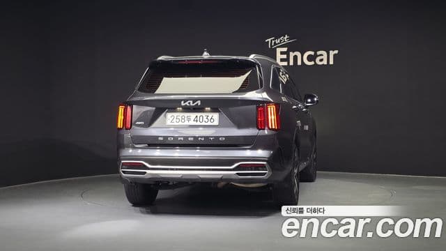 Kia Sorento 2022 — ფოტო 4/20